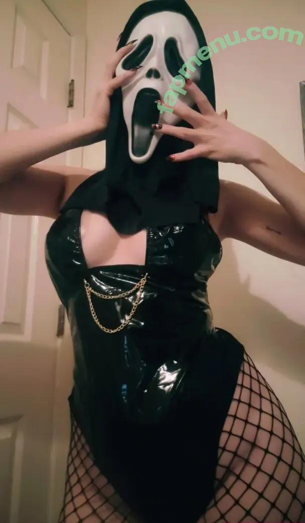 maiyaakrin nude photo #0003 (maiyaakrin)