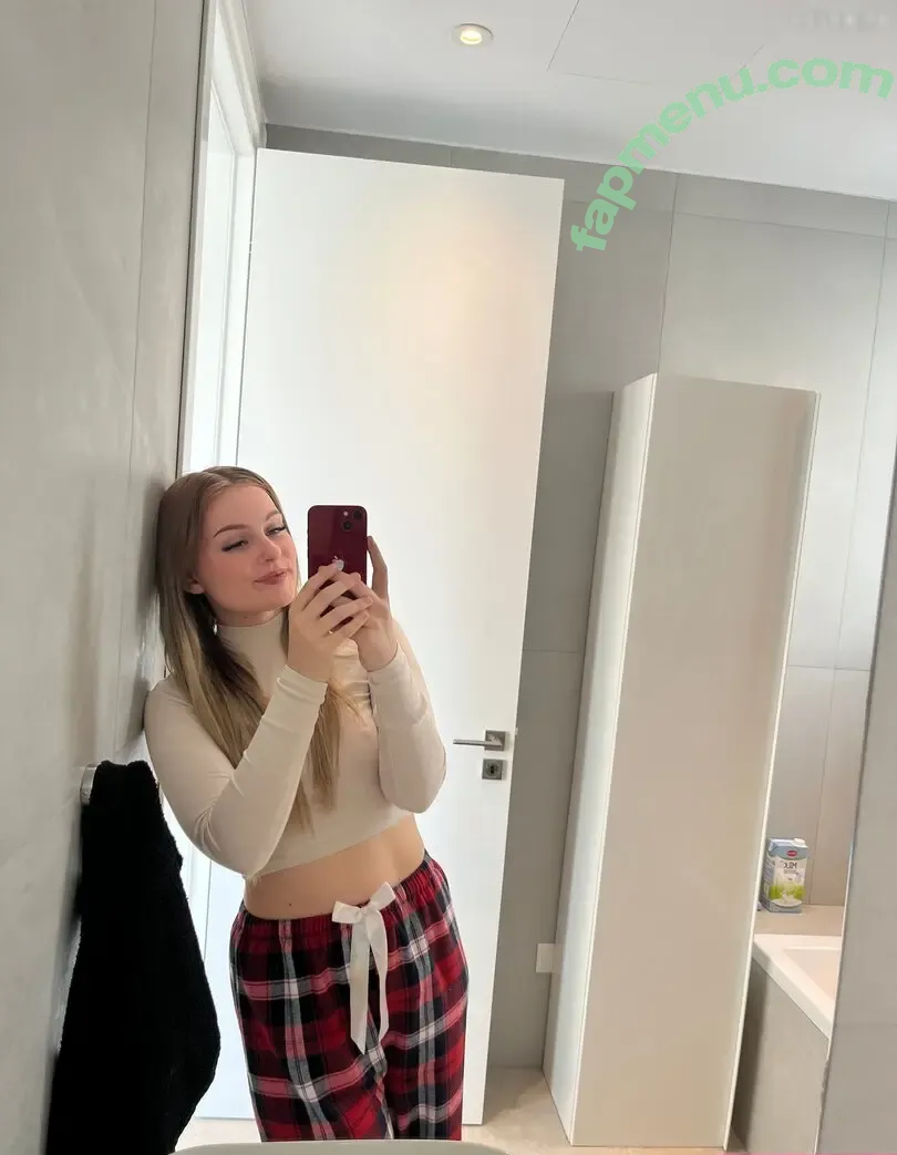 Maja Holf nude photo #0137 (Maja Holf)