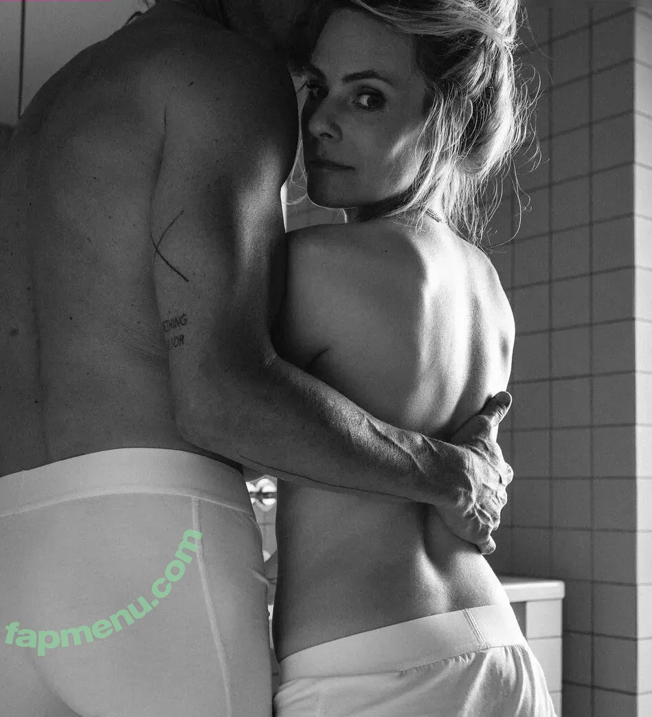 Maja Ivarsson nude photo #0023 (soundsmaja)