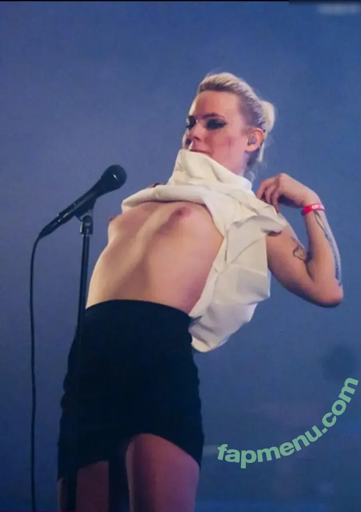 Maja Ivarsson nude photo #0033 (soundsmaja)