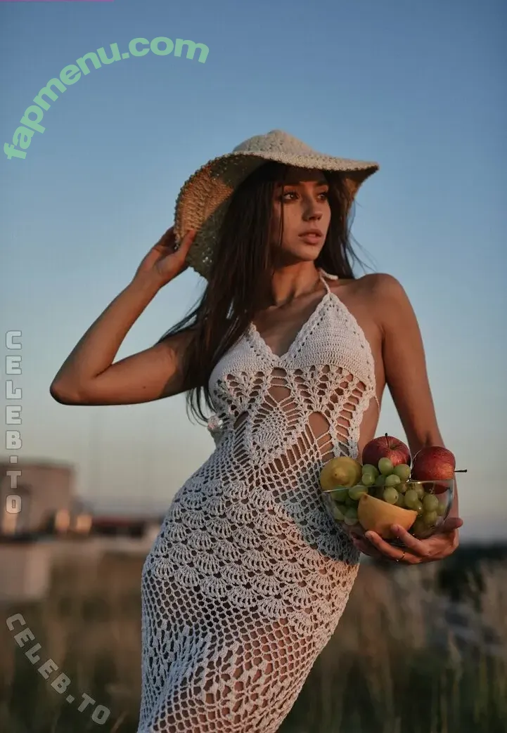 Maja Strojek nude photo #0036 (majastrojek)