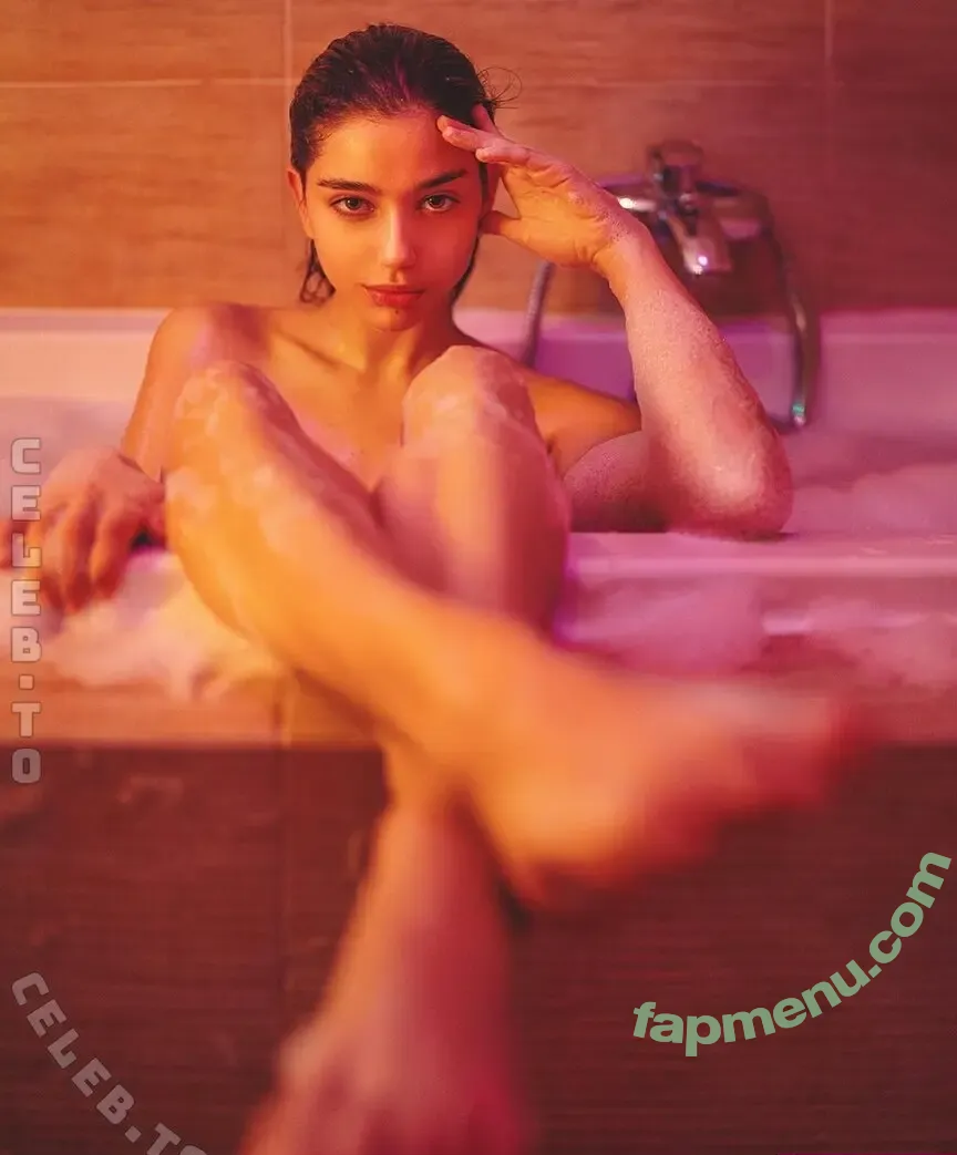 Maja Strojek nude photo #0043 (majastrojek)