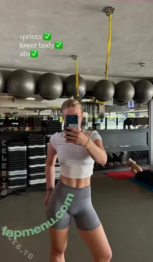 Majaaleonie / majaleoniedole nude photo #0437