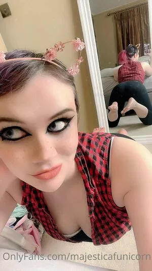 majesticafunicorn / dude_you_fugly / majesticnudes nude photo #0195