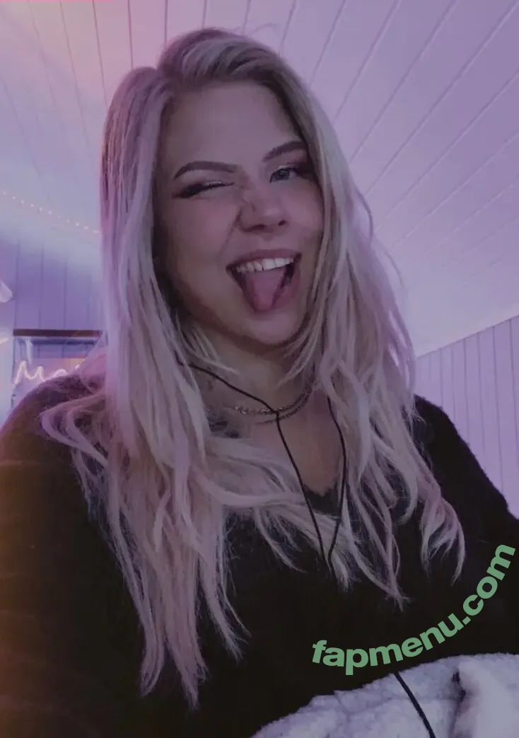 Maji nude photo #0027 (ilovebitterlife / majijej / officialmajicjames)