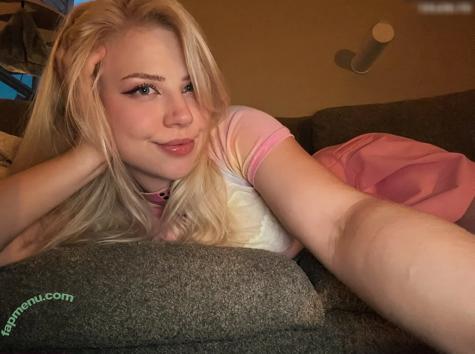 Maji nude photo #0127 (ilovebitterlife / majijej / officialmajicjames)