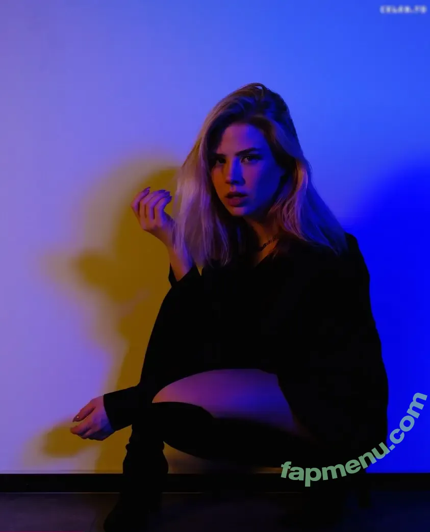 Maji nude photo #0196 (ilovebitterlife / majijej / officialmajicjames)