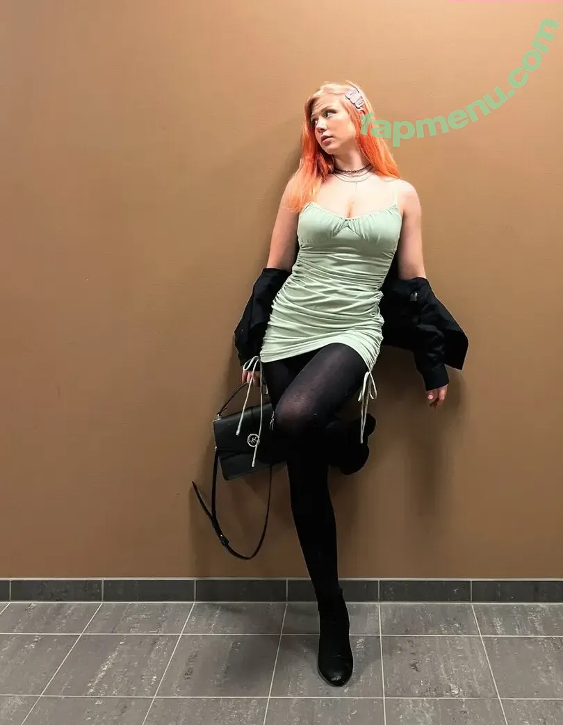 Maji nude photo #0205 (ilovebitterlife / majijej / officialmajicjames)