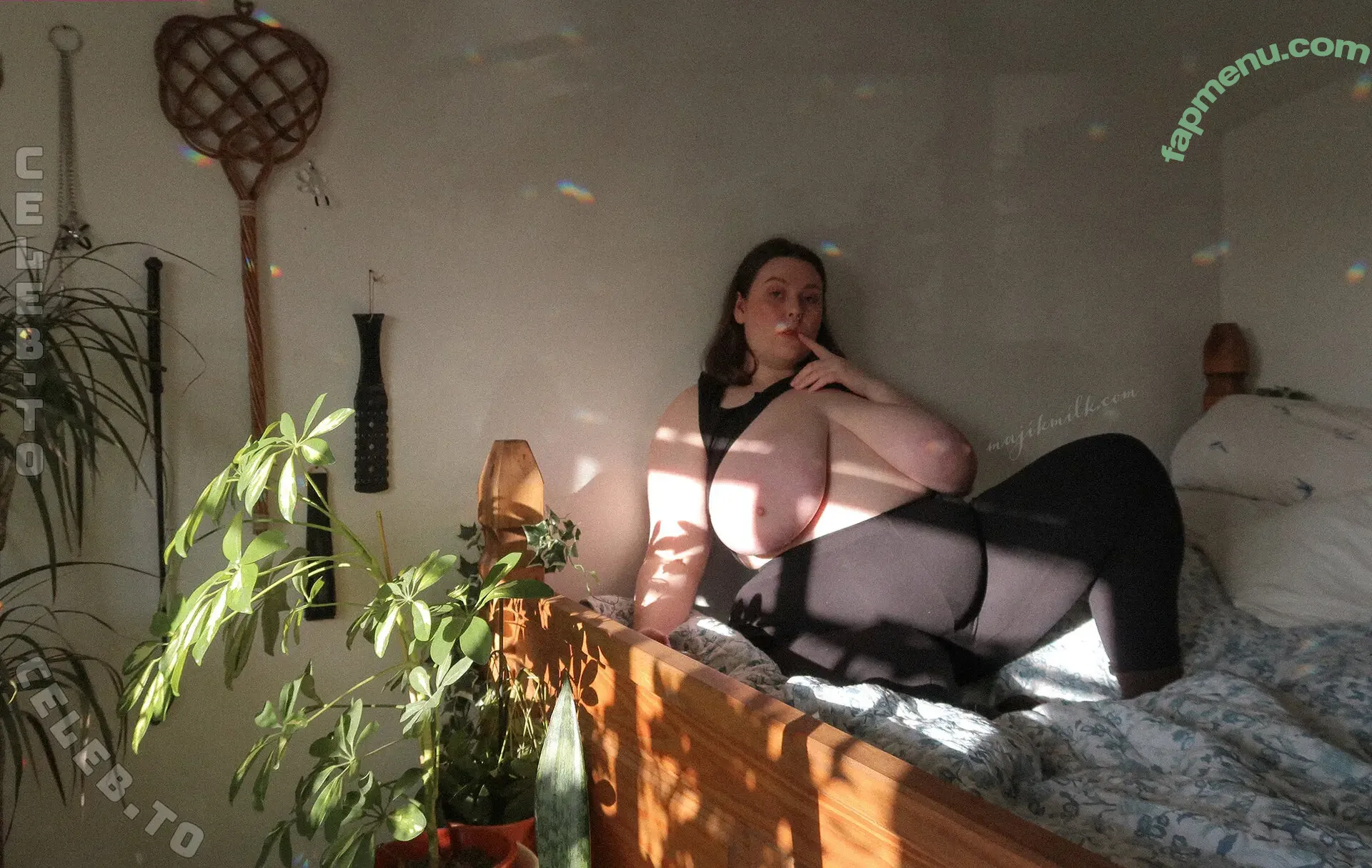 Majikmilk nude photo #0198 (majikmilkfans / majikmilkofficial)