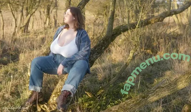 Majikmilk | Busty BBW nude photo #0033 (majikmilk)