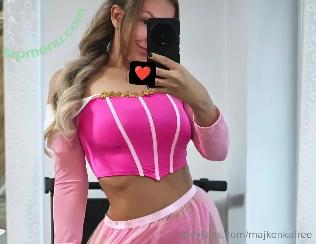 majkenkafree nude photo #0006 (majkenkafree)