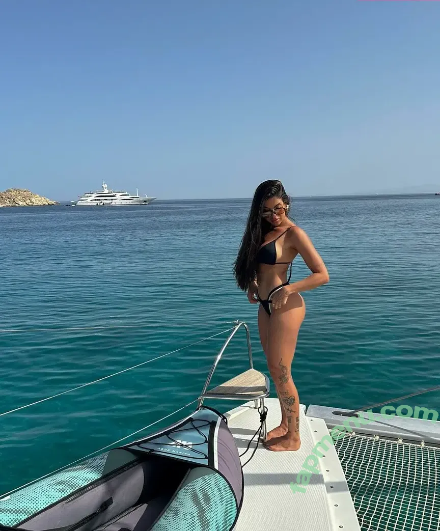 Maju Mazalli nude photo #0017 (majumazalli / secretmaju)