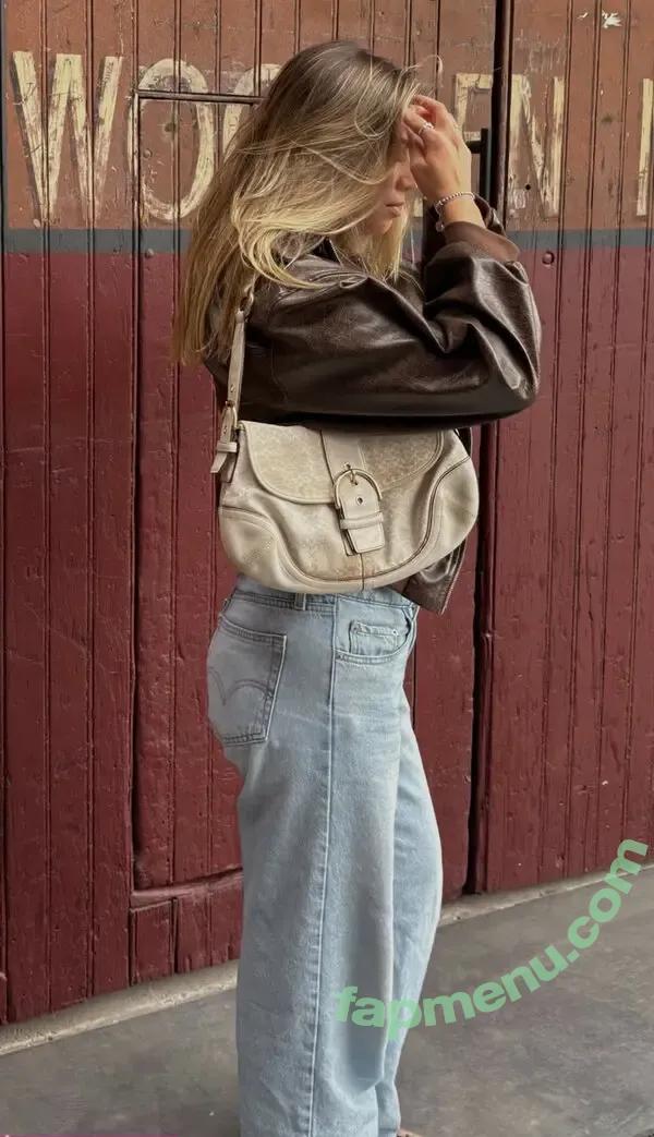 Makayla Le nude photo #0025 (Makayla.le / kayylalee)