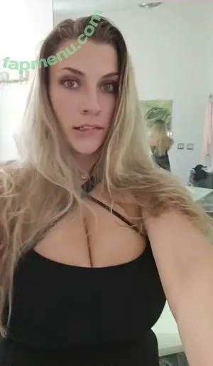  nude photo #0007