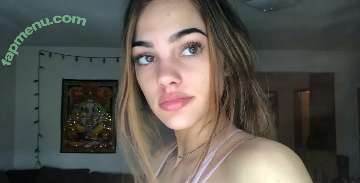 makaylaxoxox nude photo #0009 (makaylaxoxoxox)