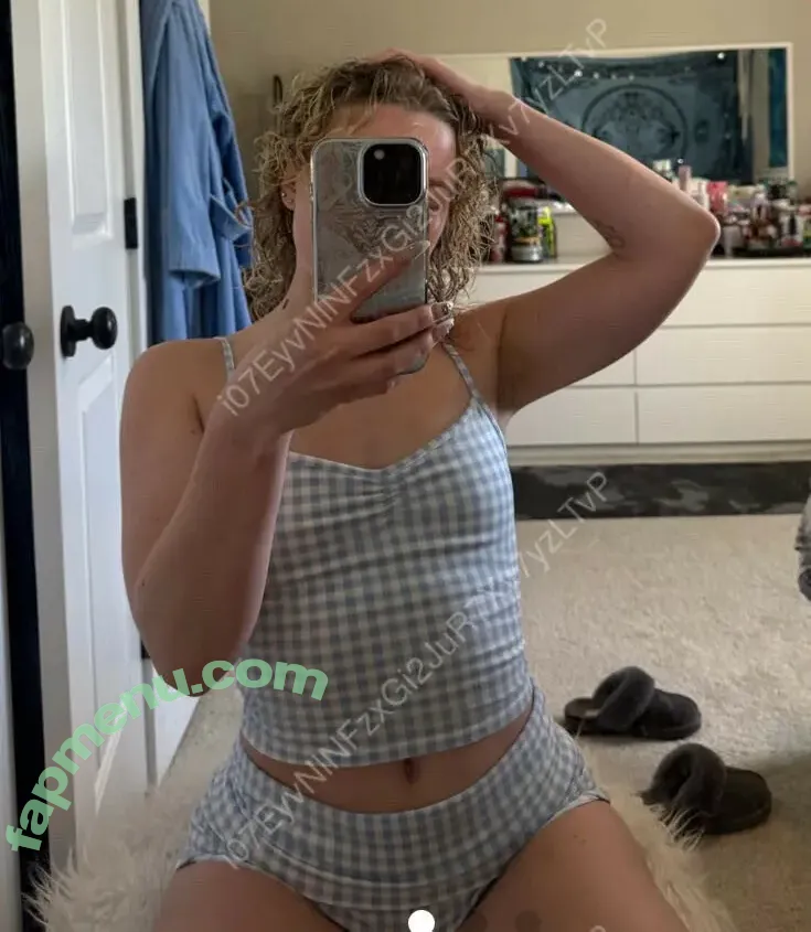 Makenna Dean nude photo #0033 (kennabeann14)