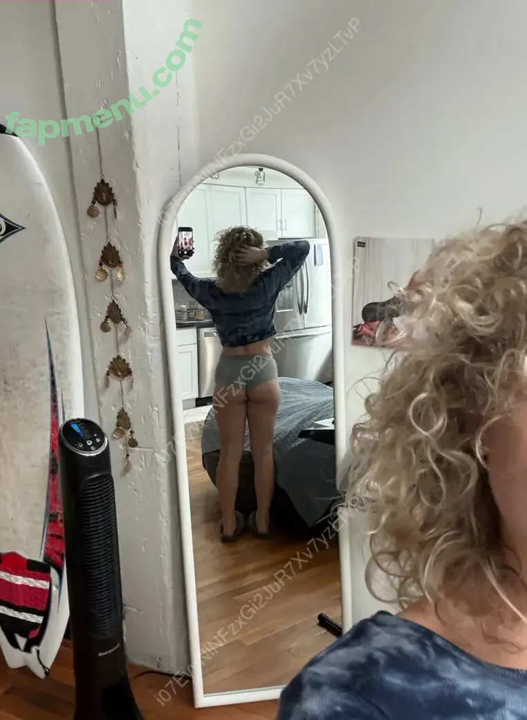 Makenna Dean nude photo #0047 (kennabeann14)