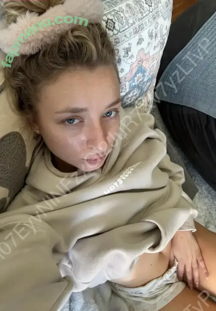 Makenna Dean nude photo #0076 (kennabeann14)