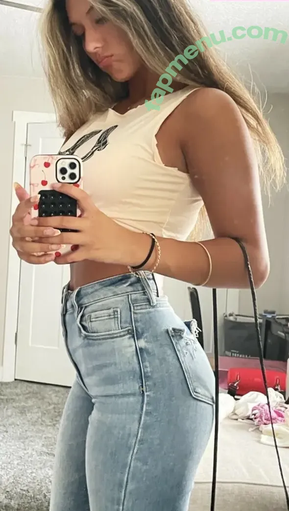 Makenna Jenkins nude photo #0324 (coolestbabeoutthere / kenna121 / makenna5692 / makennanikol)