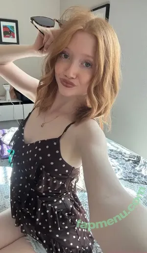 Makenna Kelly / Lifewithmak / Makenna Kelly / lifewithmak2005 nude photo #0007