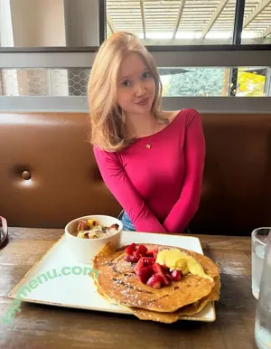 Makenna Kelly / Lifewithmak / lifewithmak2005 nude photo #0673