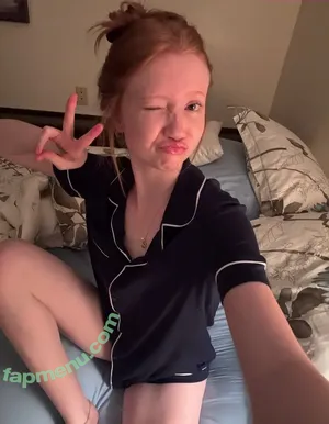 Makenna Kelly / Lifewithmak / lifewithmak2005 nude photo #0698