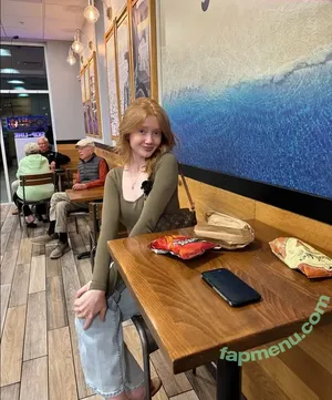 Makenna Kelly / Lifewithmak / lifewithmak2005 nude photo #0715