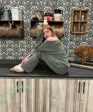 Makenna Kelly / Lifewithmak / lifewithmak2005 nude photo #0723