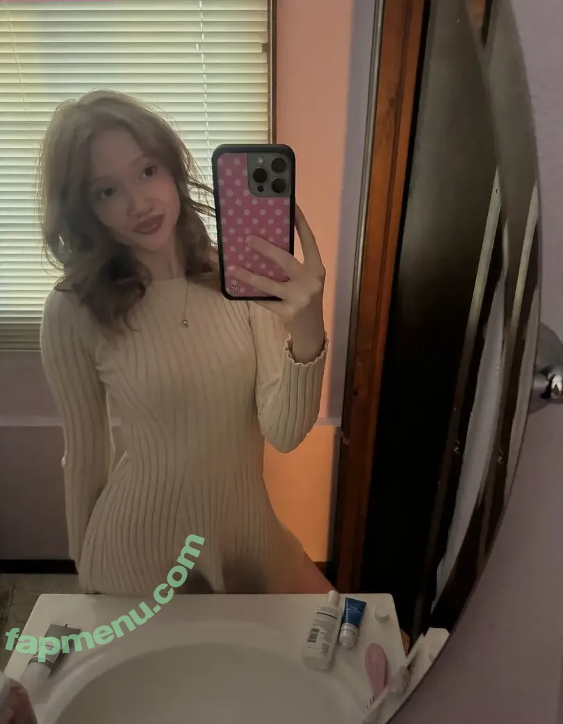 Makenna Kelly nude photo #0709 (Lifewithmak / lifewithmak2005)