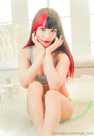Maki Itoh / maki_itoh / makifuckingitoh nude photo #1555