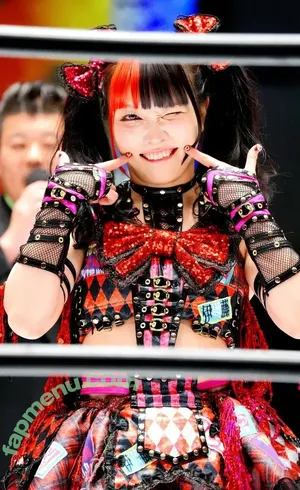 Maki Itoh / maki_itoh / makifuckingitoh nude photo #1685