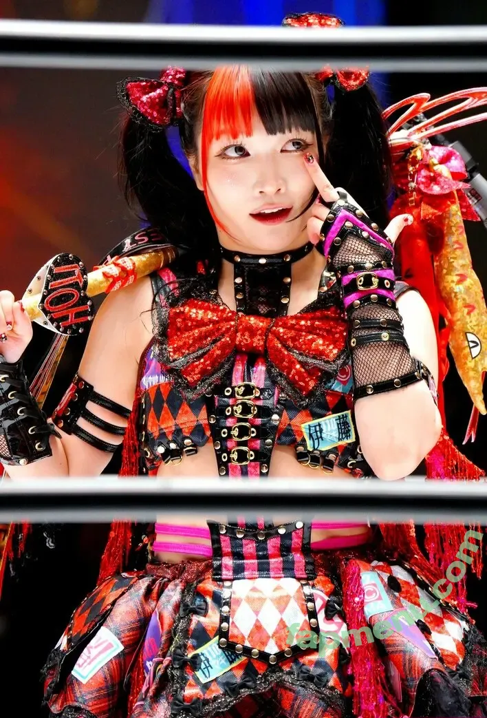 Maki Itoh nude photo #1680 (maki_itoh / makifuckingitoh)