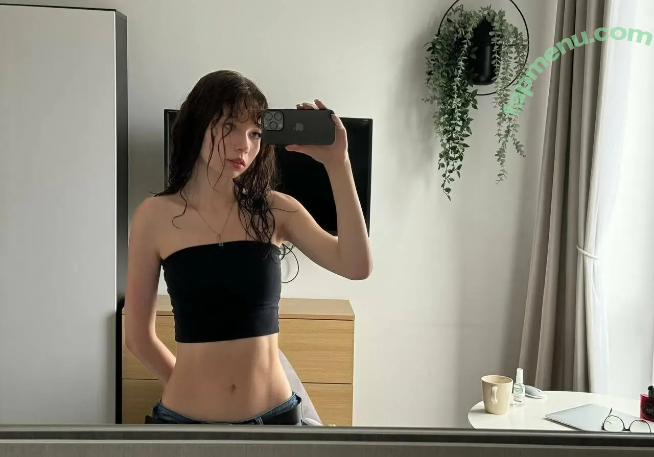 makogirl nude photo #0081 (makogirls)