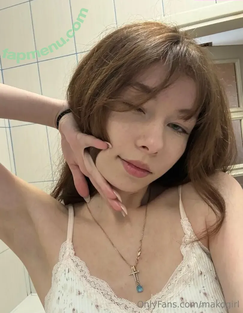 makogirl nude photo #0099 (makogirls)