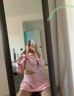 makroschkaa nude photo #0030