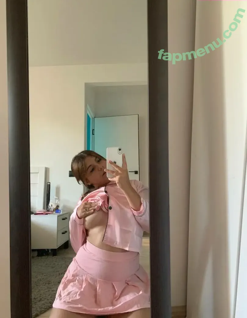 makroschkaa nude photo #0029 (makroschkaa)