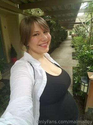 Mal Malloy / itsamemalmalloy / malmalloy nude photo #0554