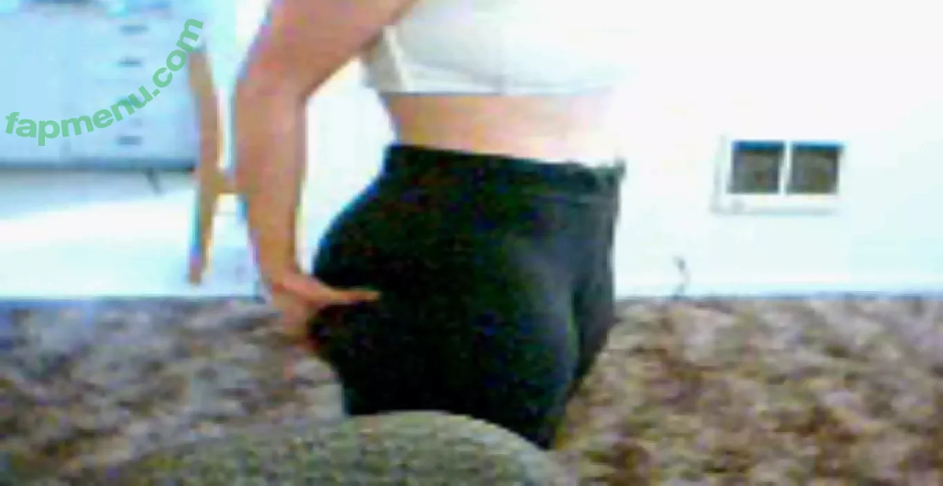 Mal Malloy nude photo #0089 (itsamemalmalloy / malmalloy)