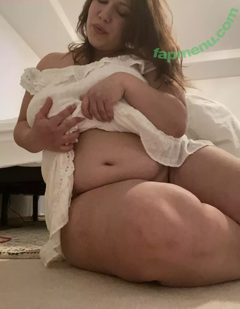 Mal Malloy nude photo #0110 (itsamemalmalloy / malmalloy)