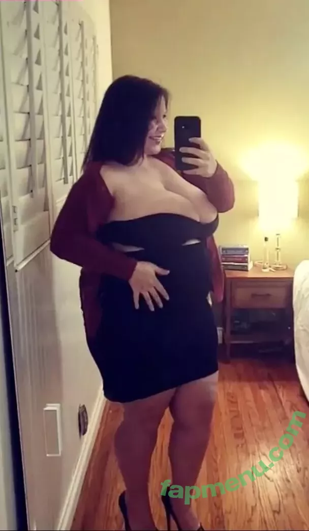 Mal Malloy nude photo #0142 (itsamemalmalloy / malmalloy)