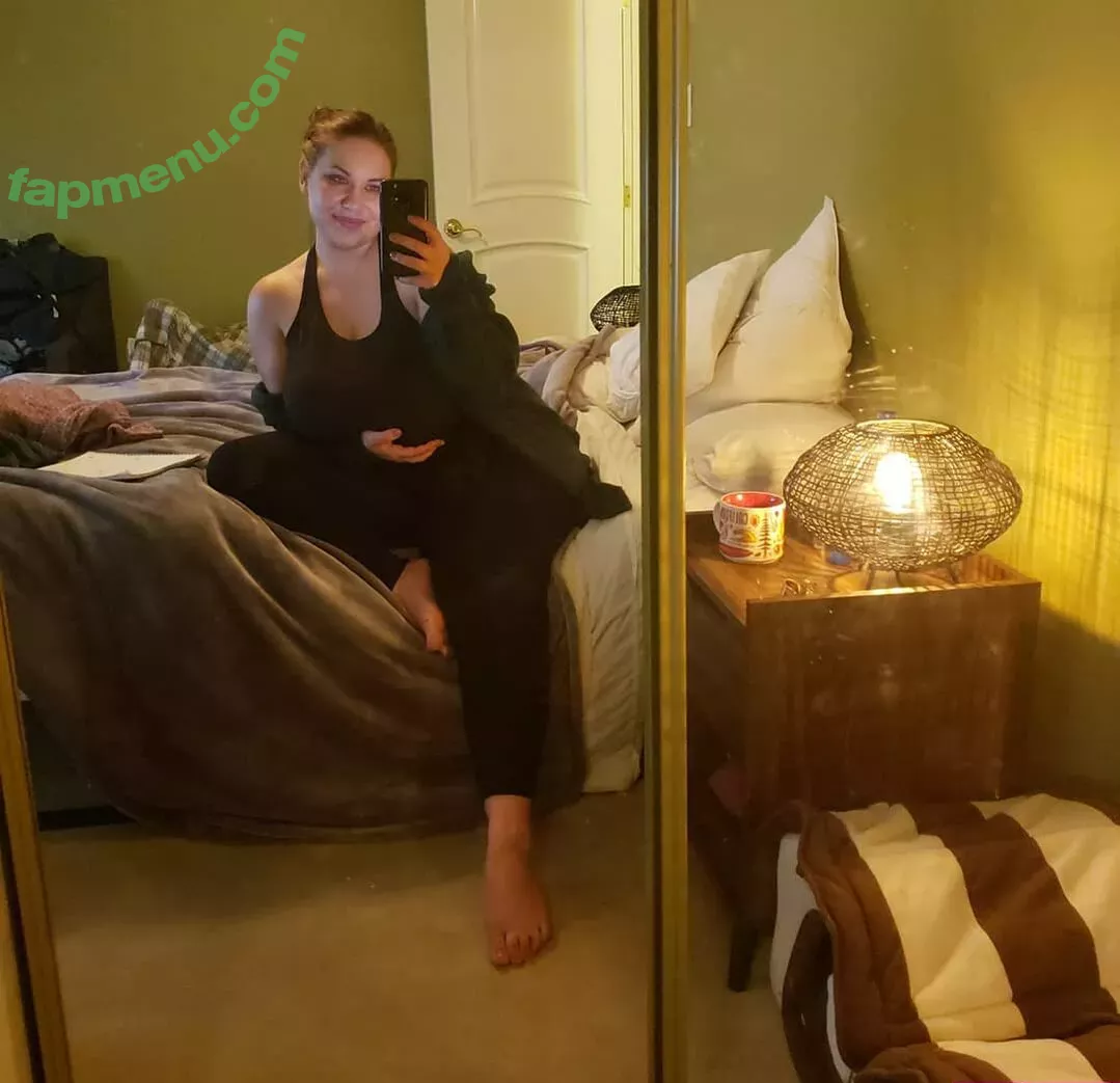 Mal Malloy nude photo #0184 (itsamemalmalloy / malmalloy)