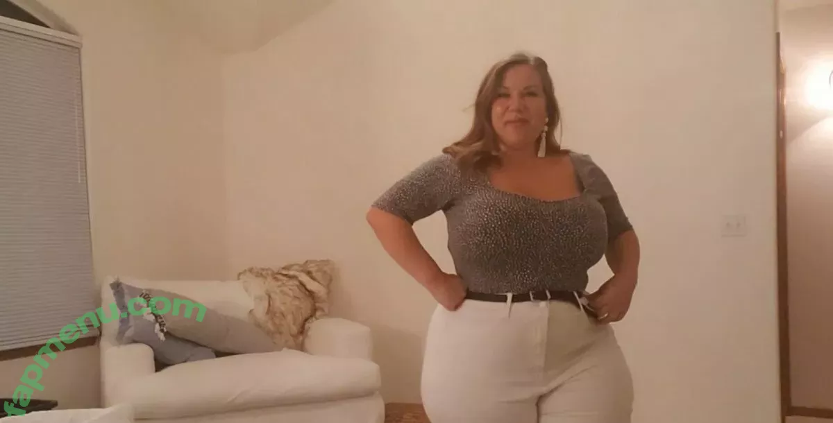 Mal Malloy nude photo #0207 (itsamemalmalloy / malmalloy)