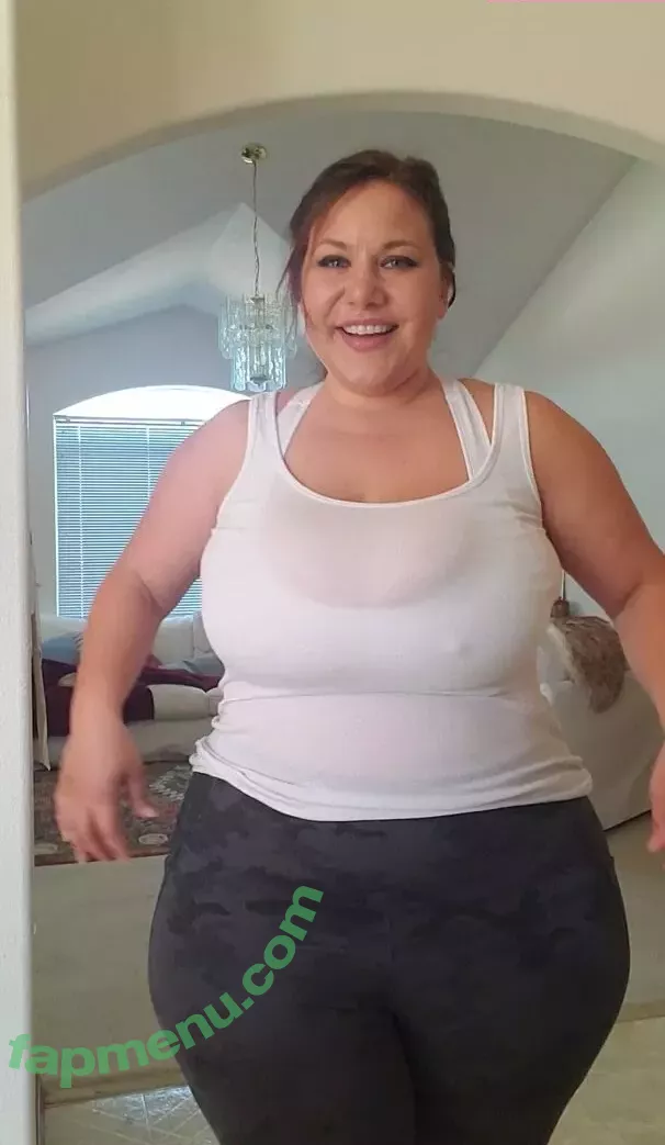 Mal Malloy nude photo #0321 (itsamemalmalloy / malmalloy)