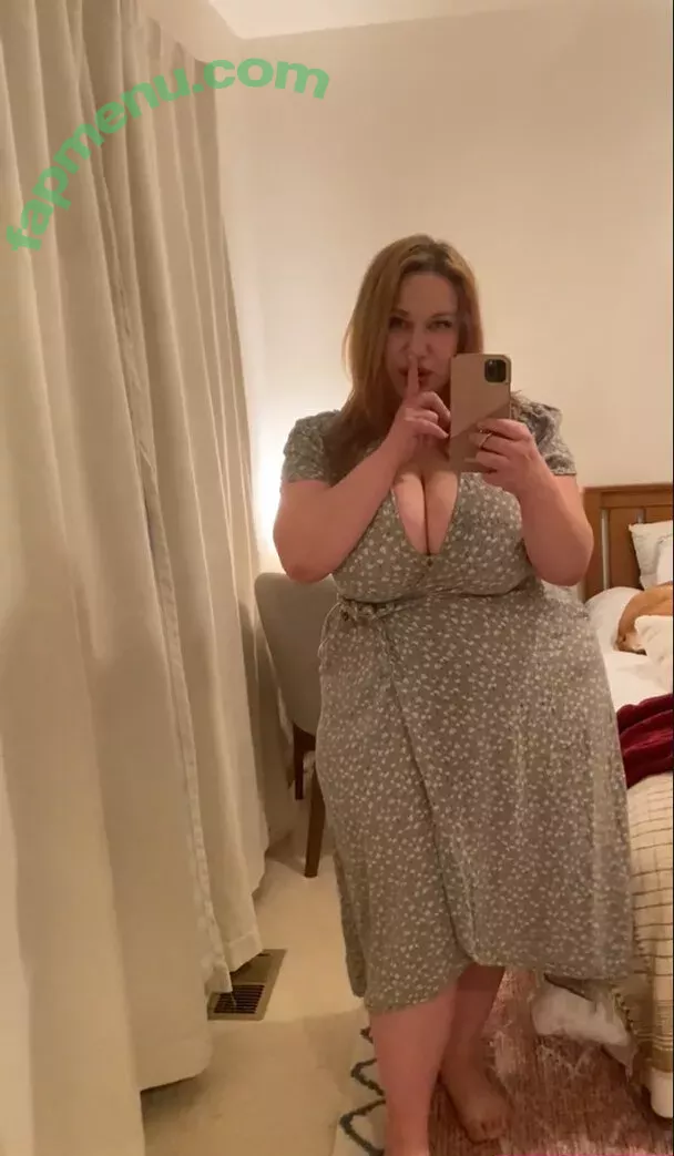 Mal Malloy nude photo #0426 (itsamemalmalloy / malmalloy)