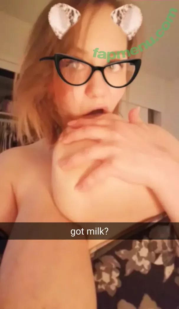 Mal Malloy nude photo #0477 (itsamemalmalloy / malmalloy)