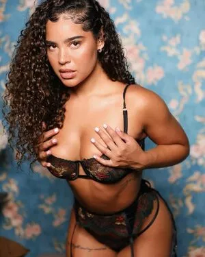 Malaika Terry / malaikaterry / malaikaterryy nude photo #0043