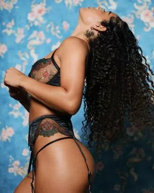 Malaika Terry / malaikaterry / malaikaterryy nude photo #0044