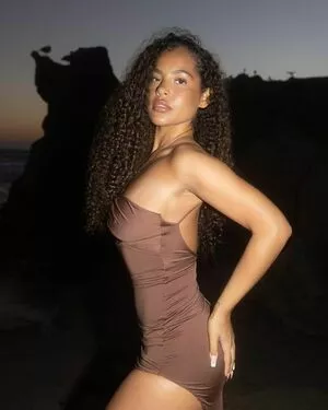 Malaika Terry / malaikaterry / malaikaterryy nude photo #0058