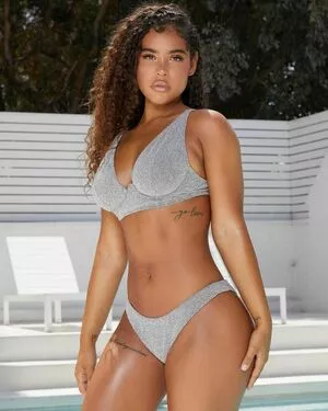 Malaika Terry / malaikaterry / malaikaterryy nude photo #0075