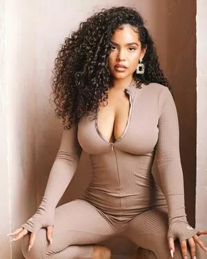 Malaika Terry / malaikaterry / malaikaterryy nude photo #0084